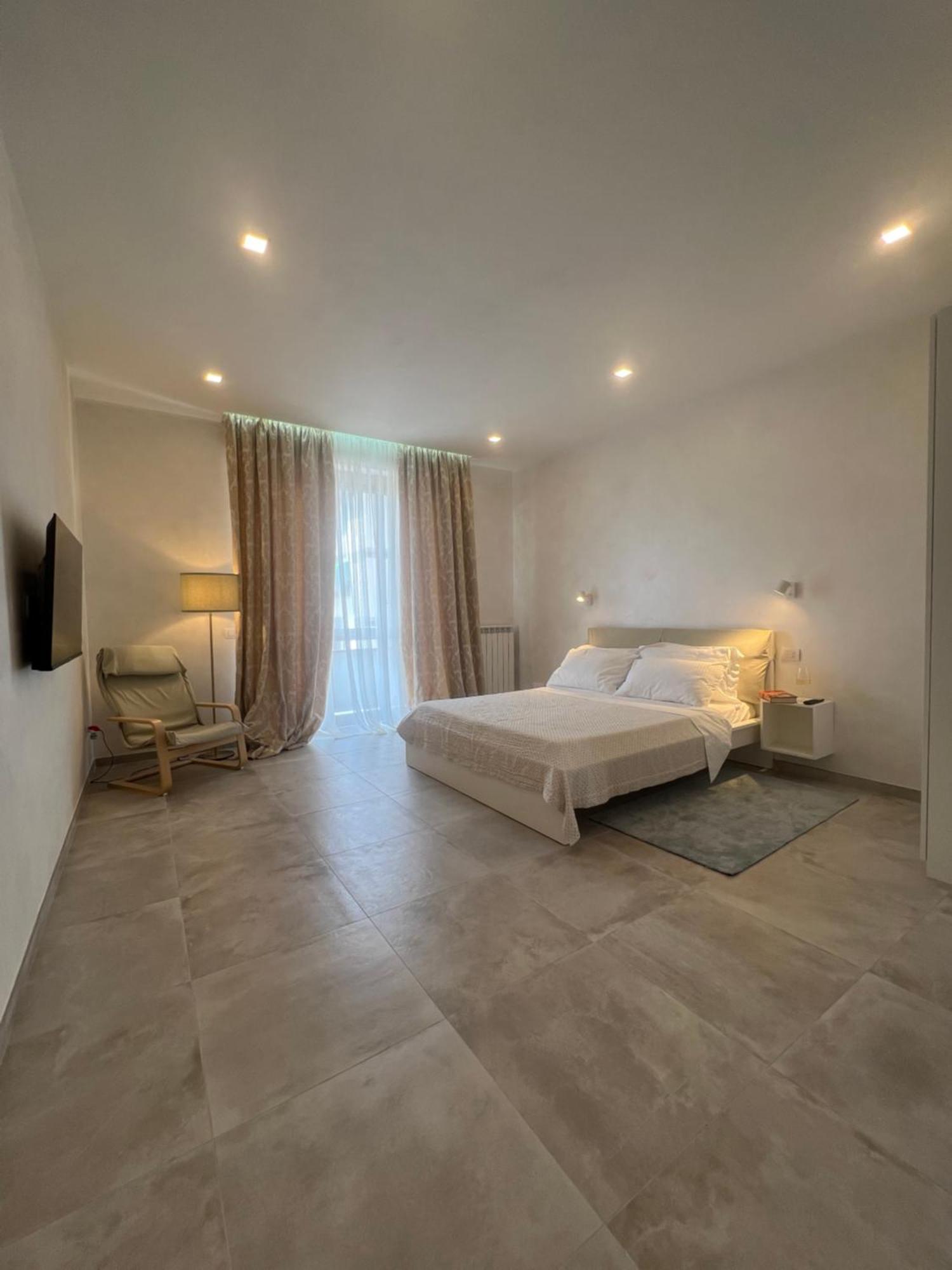 Rifready Apartment Vicino A Aou Careggi, Meyer, Polo Unifi 佛罗伦萨 外观 照片