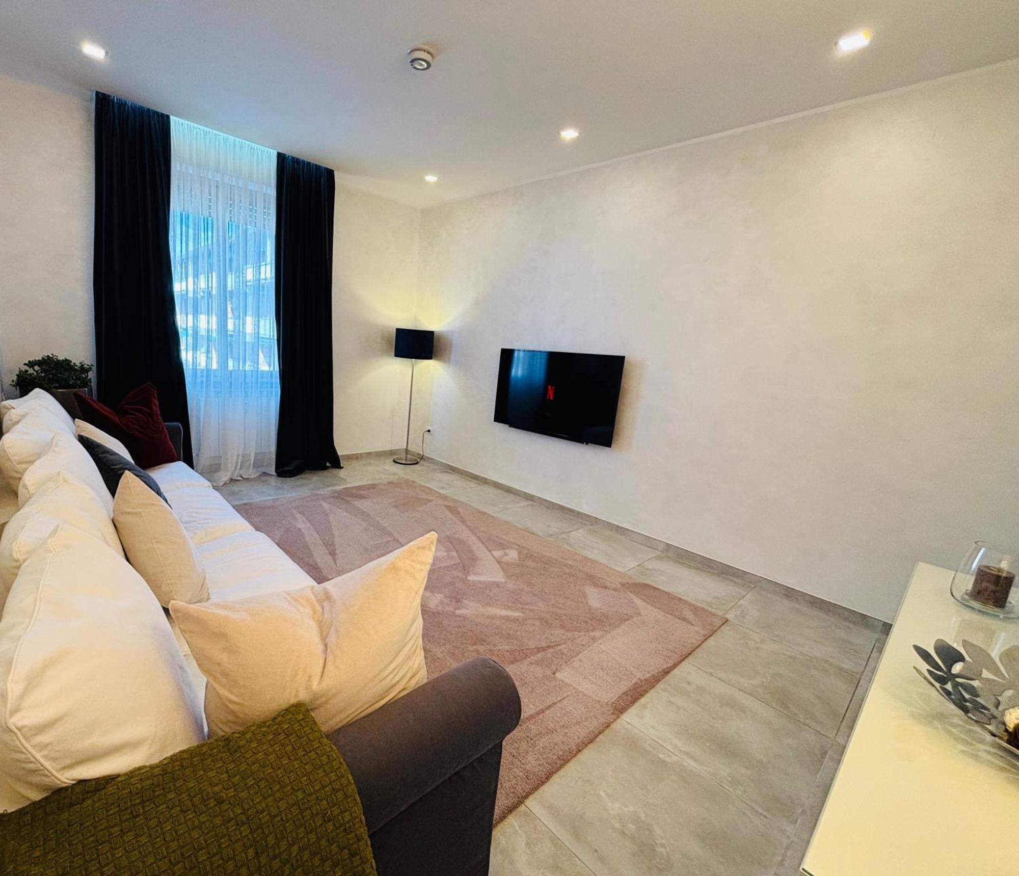 Rifready Apartment Vicino A Aou Careggi, Meyer, Polo Unifi 佛罗伦萨 外观 照片